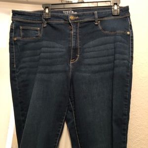 Women’s jeans